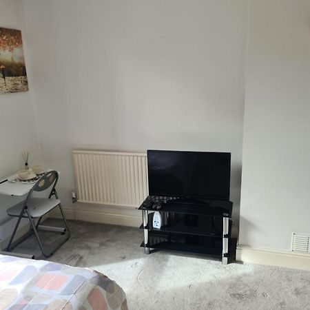 A Private & Beautiful Bedroom With Shared Bathroom In The Heart Of Bournemouth Dış mekan fotoğraf